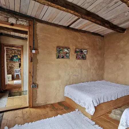 Nyaraló 'гнездото', 'the Nest', Rhodope Mountains, Banite Visnevo