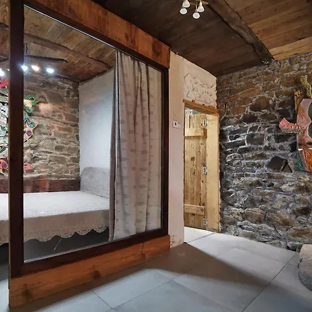 'гнездото', 'the Nest', Rhodope Mountains, Banite Vishnevo