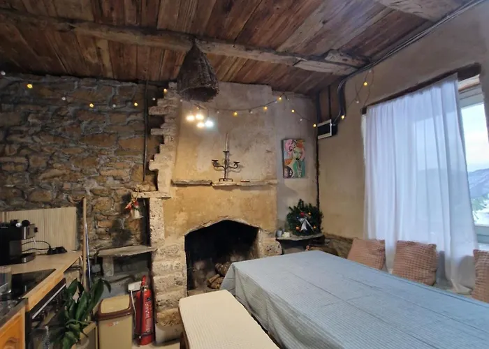 'гнездото', 'the Nest', Rhodope Mountains, Banite Holiday home Vishnevo