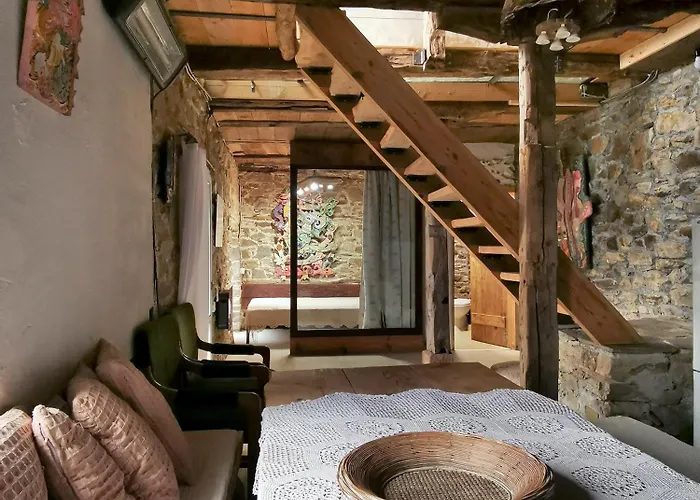 'гнездото', 'the Nest', Rhodope Mountains, Banite * Vishnevo