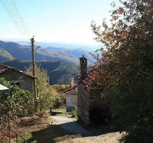 Holiday home 'гнездото', 'the Nest', Rhodope Mountains, Banite